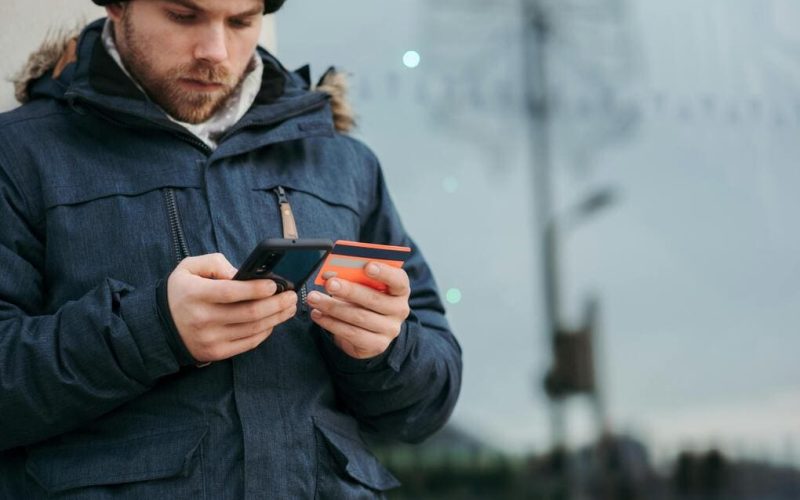 Advantages of a Panamanian account for ex-pats from United Kingdom